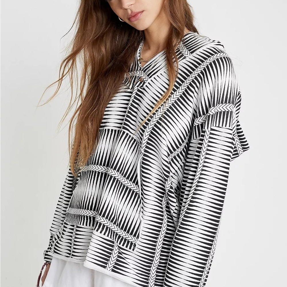 Urban Outfitters Black and White Bodhi Striped Hoodie - Picture 9 of 11